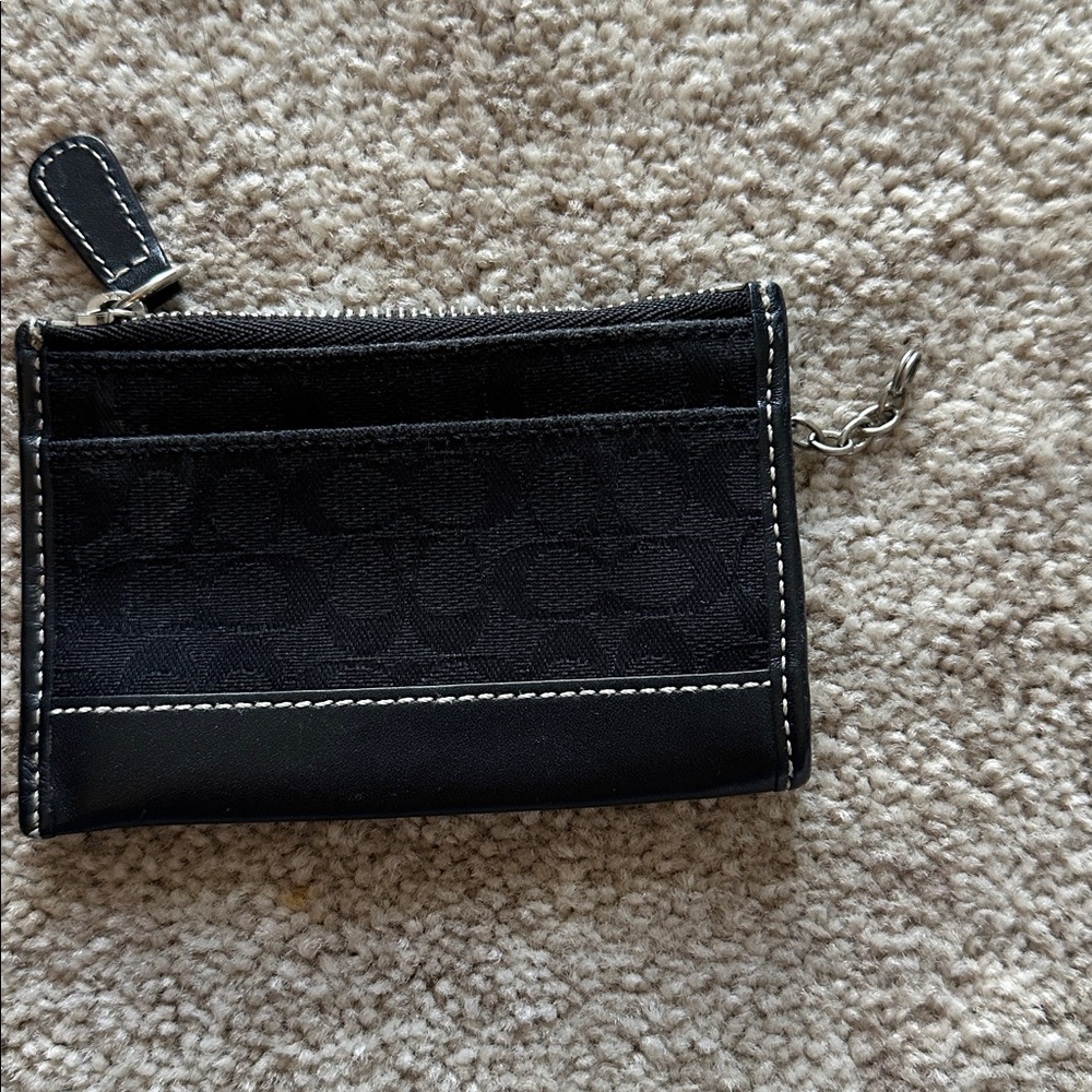 Coach wallet/Card Holder with Chain - Black.  New